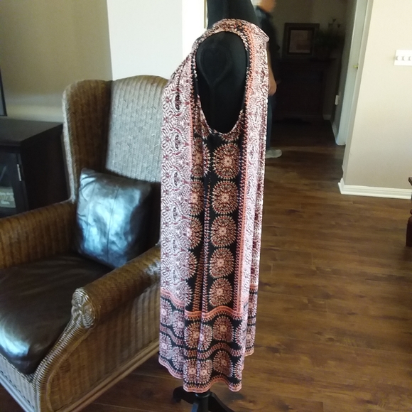 London Times Ladies Sleeveless Dress - Picture 4 of 7